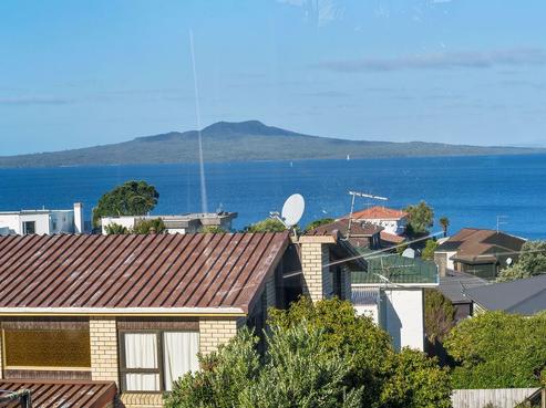 14 Marama Street, Castor Bay