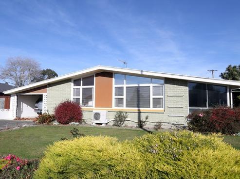 98 Beach Road, Hampstead