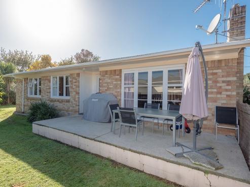 11 Barrie Crescent, Silverdale