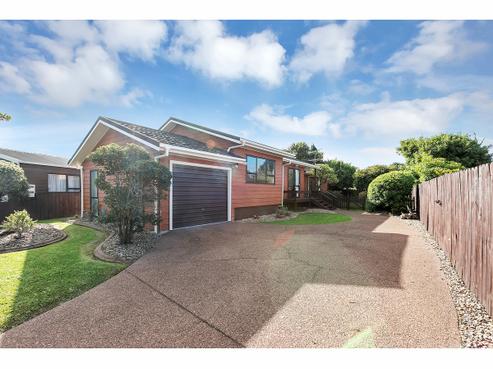12 Crampton Court, Orewa