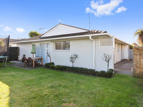 9 Grey Street, Glenholme