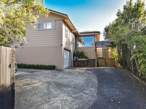 11 Fairdale Place, Birkdale