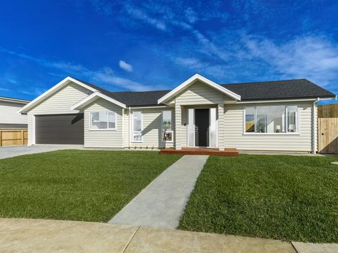 4 Dinning Road, Riverhead
