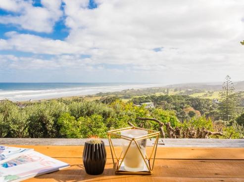 46 Domain Crescent, Muriwai