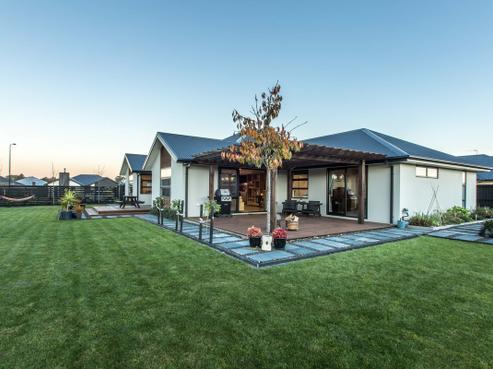 7 Dorothys Way, West Melton