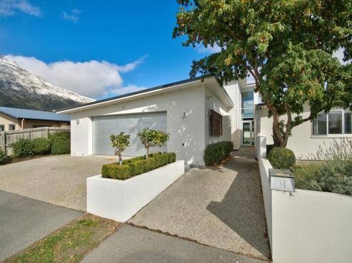 31 Hope Avenue, Lake Hayes Estate