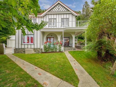 249 Grounsell Crescent, Belmont