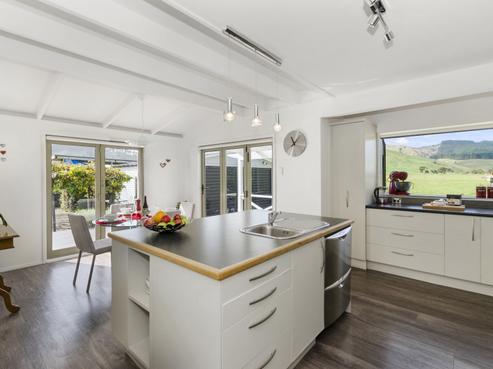 22 Ferndale Drive, Kawakawa Bay