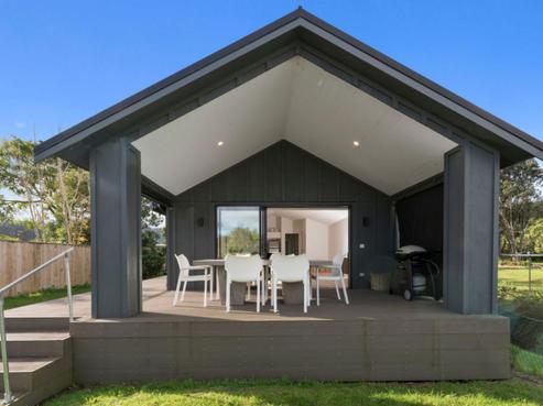 10 Harbour View Road, Point Wells