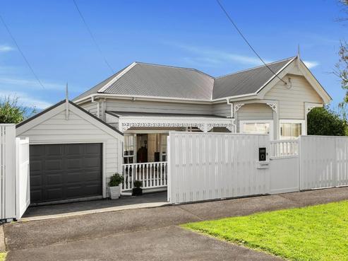9 Kiwi Road, Stanley Point