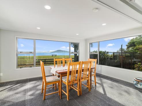 17 Willow Avenue, Hannahs Bay