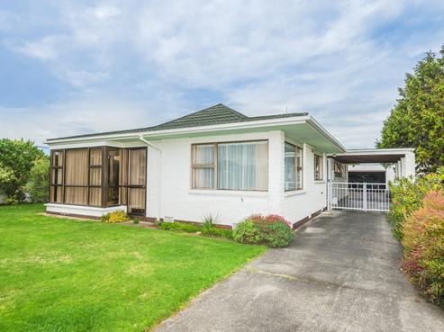 70 Exeter Crescent, Springvale