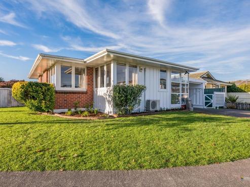 2/62 Wai-iti Crescent, Woburn