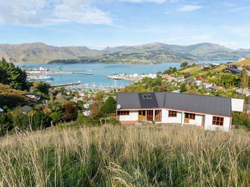 10 Harmans Road, Lyttelton