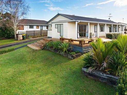 40 Edgewater Parade, Waiuku