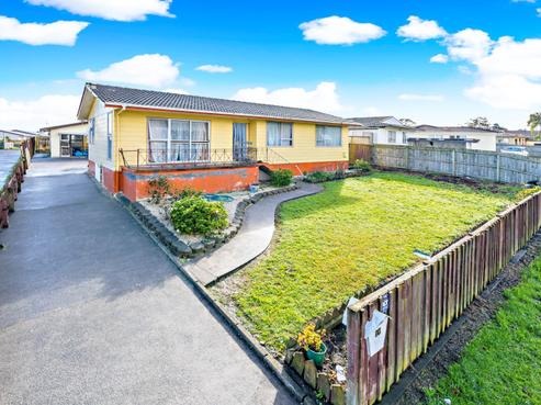 17 Moncrieff Avenue, Clendon Park