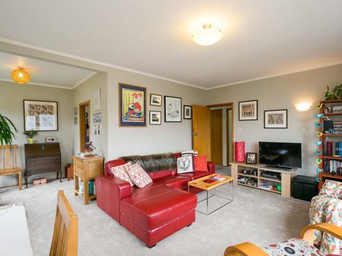 22 Edgeware Road, Wilton