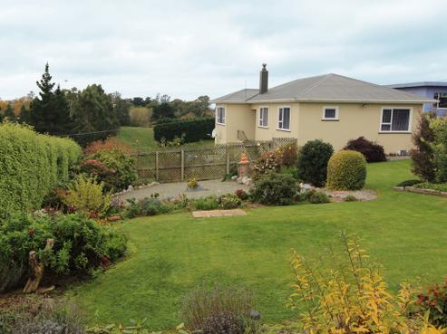 46 Maudes Road, Deborah