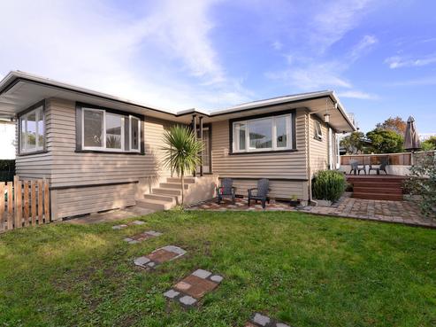 66B Songer Street, Stoke