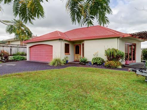 6 West Ridge Drive, Western Heights
