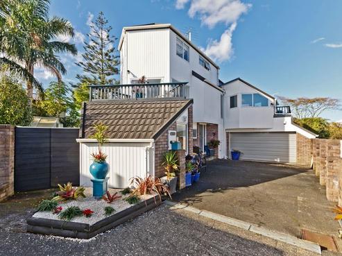 5A Bruce Street, Northcote Point