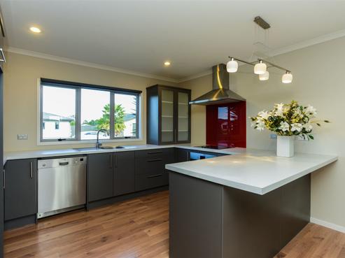 70 Squire Drive, Awatoto