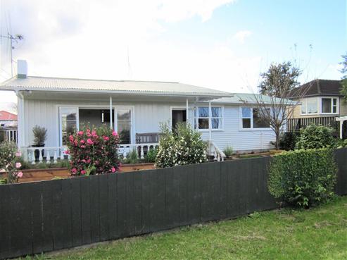 8 Flora Street, Paeroa