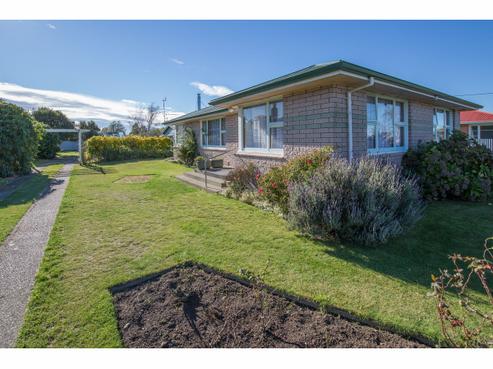 54 North Terrace, Darfield