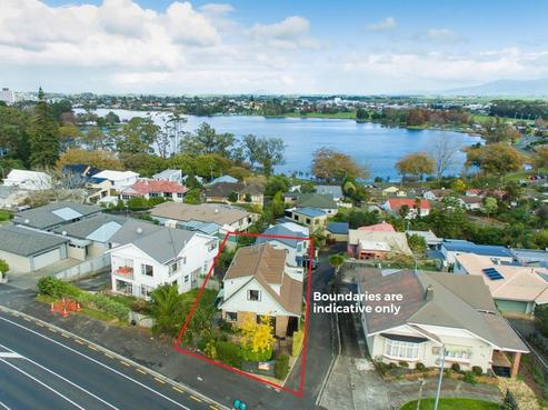 112 Lake Road, Frankton