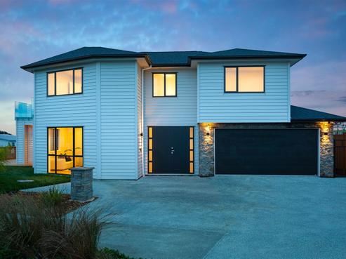 3 Makura Road, Long Bay