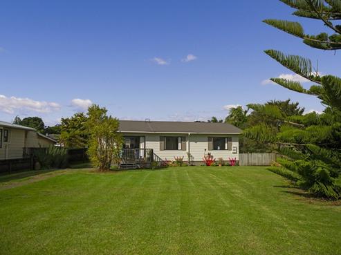 7 Cook Drive, Whitianga