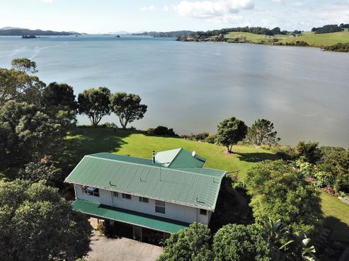 8 Paretu Drive, Kerikeri
