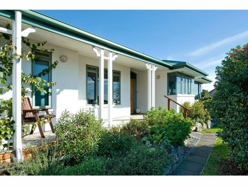 1 Lorimer Lane, Richmond