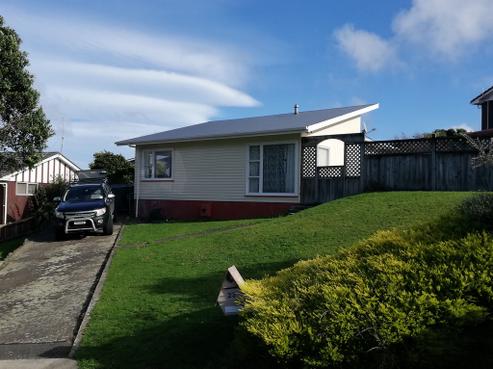 23 Sunshine Crescent, Kelson