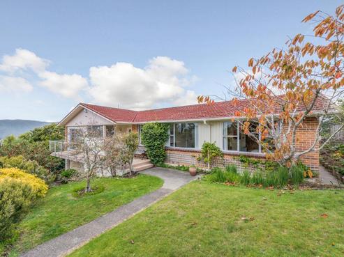 9 Ardal Grove, Tirohanga