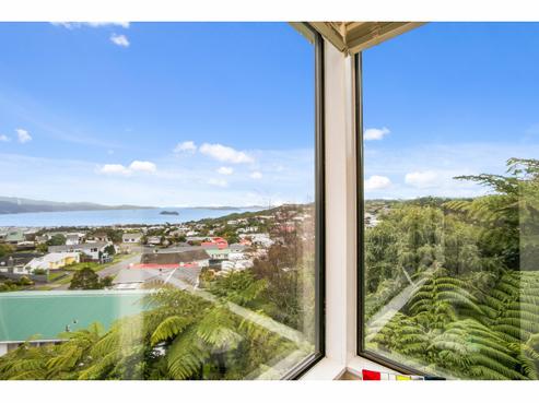 8A Wattle Grove, Maungaraki
