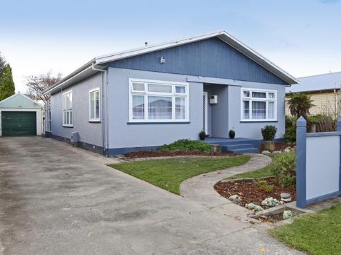 604 Beech Road, Akina