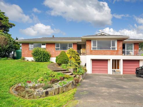 401 Awhitu Road, Pollok