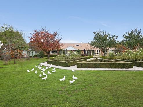 151 North Eyre Road, Swannanoa