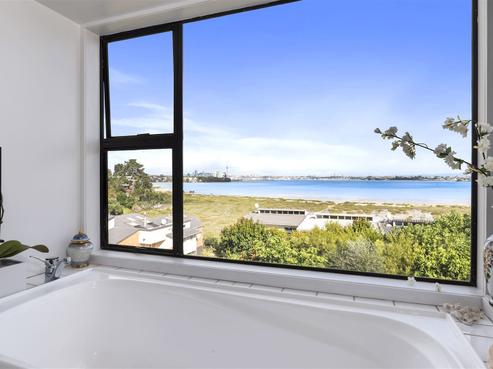 2/30 Walter Street, Hauraki