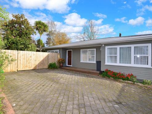 1070A Beach Road, Torbay