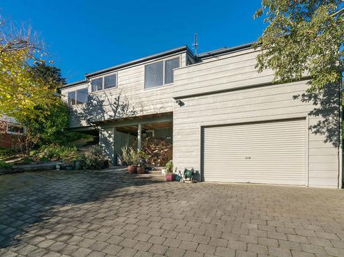 12 Castlewood Road, Company Bay