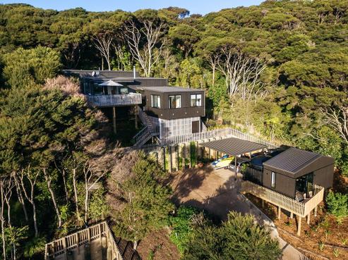77 Coromandel Road, Oneroa