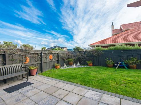 3 Black Pine Road, Woodridge