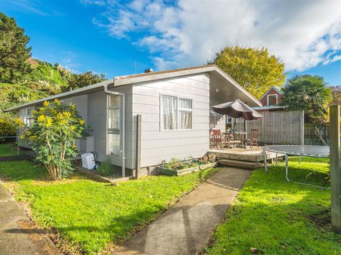 11 Savage Crescent, Aramoho