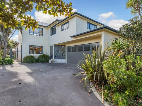 37 Puriri Street, Woburn