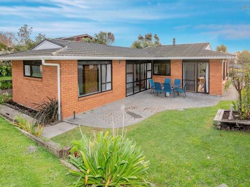21 Matenga Street, Waikanae