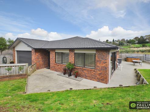 19 Brunner Terrace, Kamo