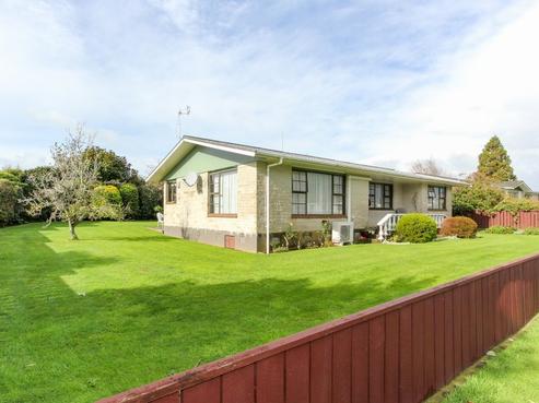 1 Pokaka Place, Inglewood
