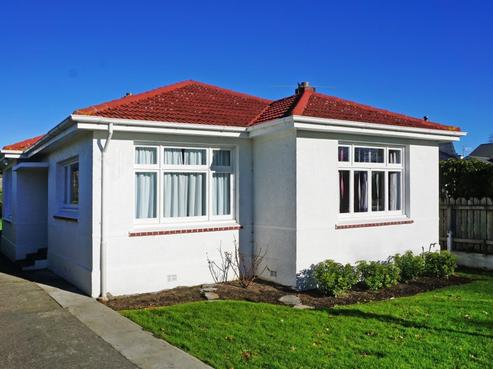 75 Herbert Street, Gladstone